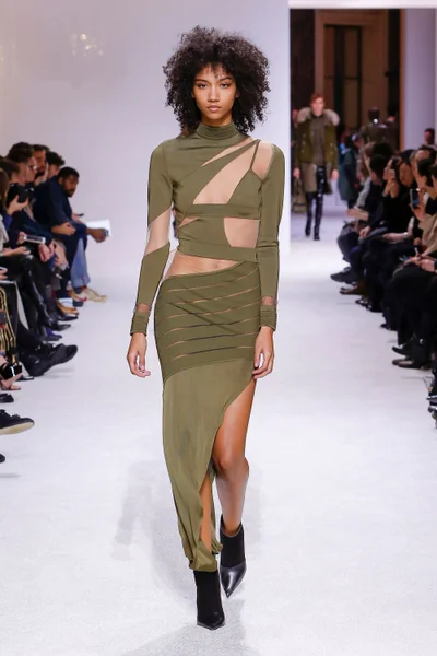 Look 23